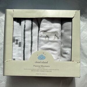 Flannel Baby Blanket - Cloud Island™ Two by Two Animals - 4pk